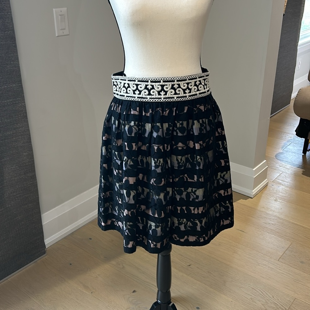 Floreat Anthropologie women’s size 6 Charente Black Lace Overlay skirt
